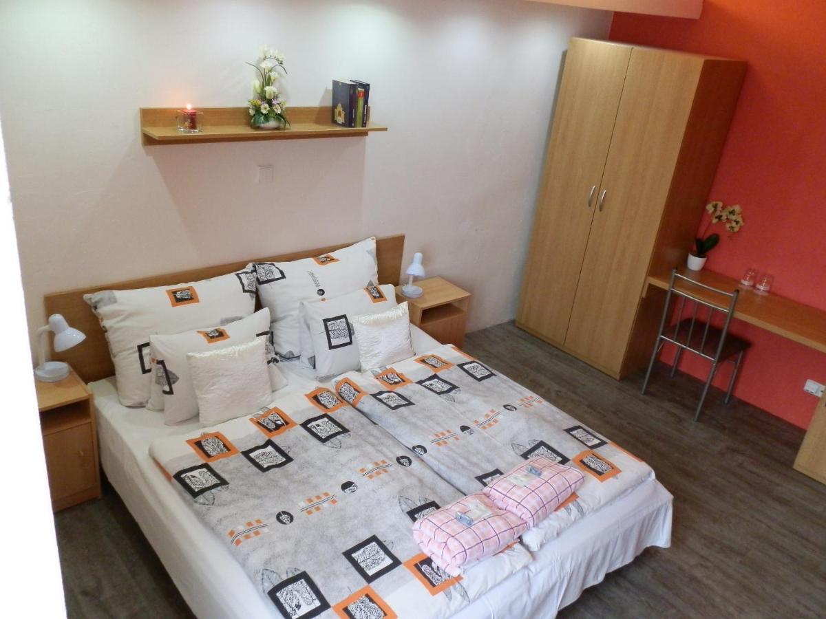 Hotel Gol Prostejov Luaran gambar