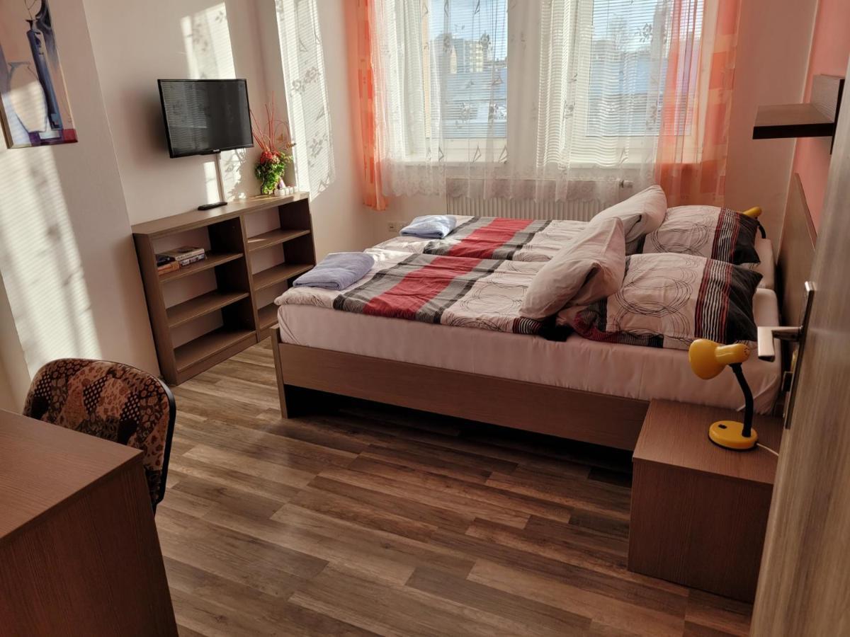 Hotel Gol Prostejov Luaran gambar