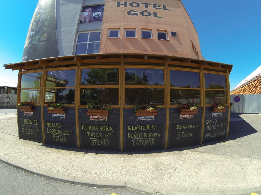 Hotel Gol Prostejov Luaran gambar