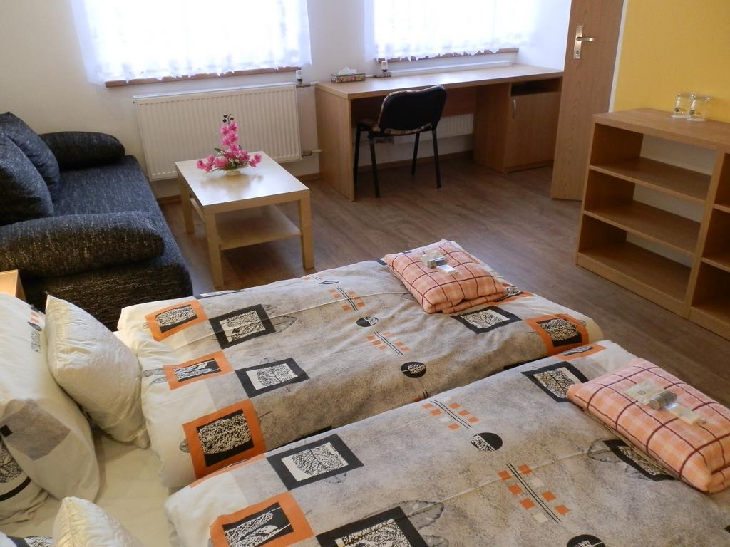 Hotel Gol Prostejov Luaran gambar