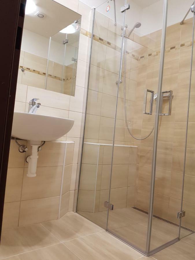 Hotel Gol Prostejov Luaran gambar